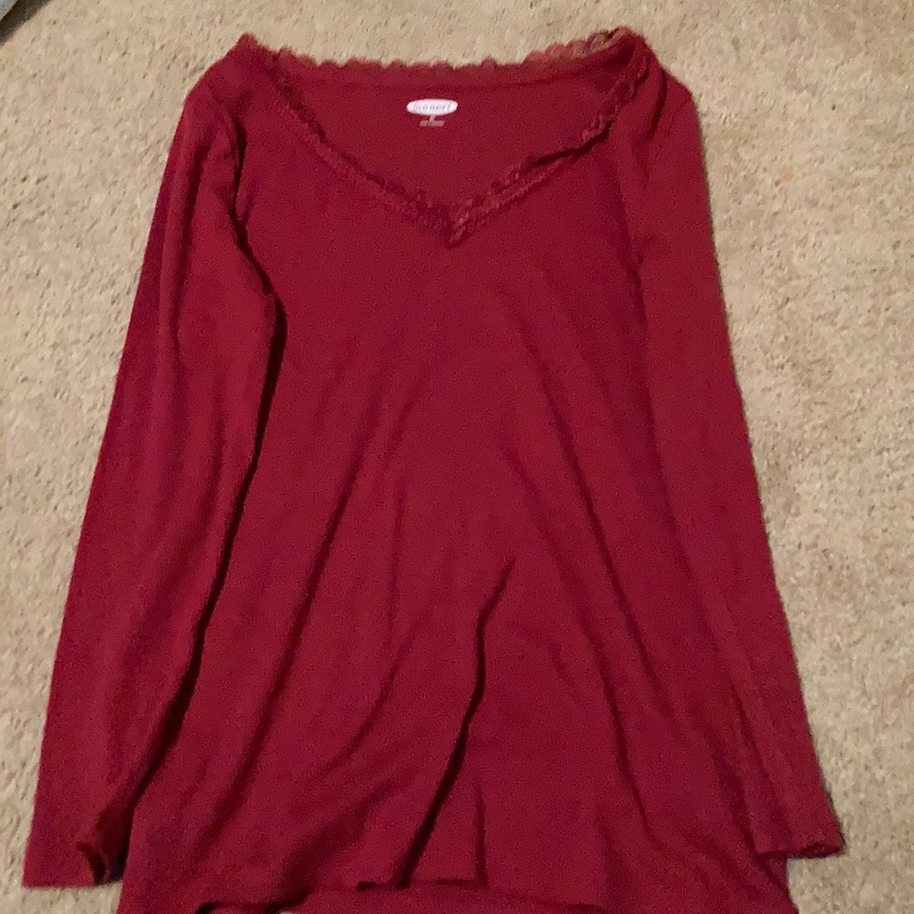 Maroon lace trimmed long sleeve